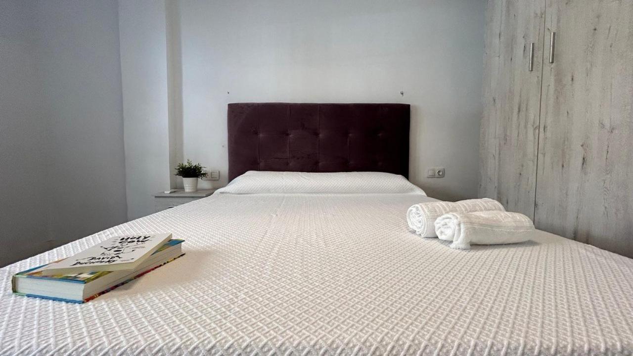 הוסטל Jaén Piso Compartido Delyrent Acosta מראה חיצוני תמונה