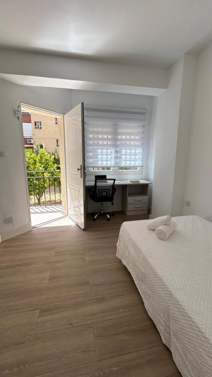 הוסטל Jaén Piso Compartido Delyrent Acosta מראה חיצוני תמונה