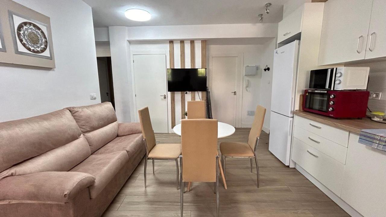 הוסטל Jaén Piso Compartido Delyrent Acosta מראה חיצוני תמונה